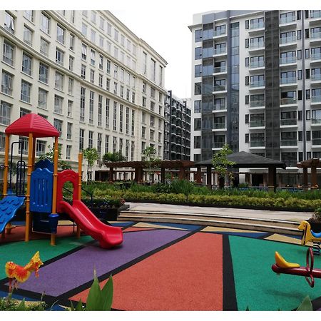 Cozyvilla At 81 Newport Blvd Walk To Naia T3 Marriott & Resorts World Casino & Newport Mall For 5 Pax Free Parking!!!! Pasay Luaran gambar