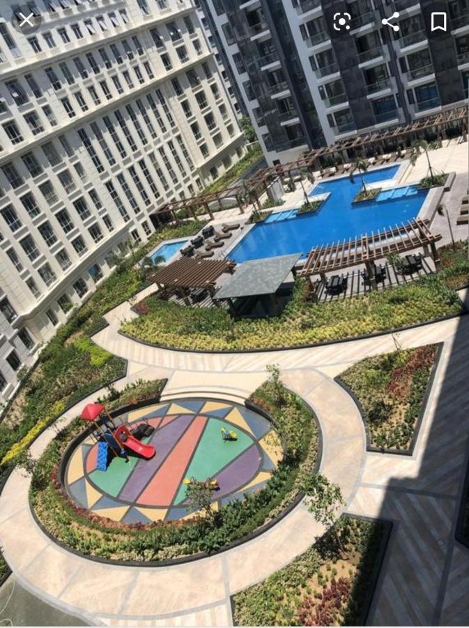 Cozyvilla At 81 Newport Blvd Walk To Naia T3 Marriott & Resorts World Casino & Newport Mall For 5 Pax Free Parking!!!! Pasay Luaran gambar